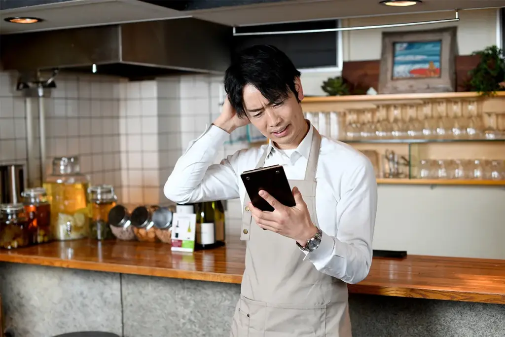 【導入・運用面のデメリット】スムーズな店舗運営を妨げる可能性