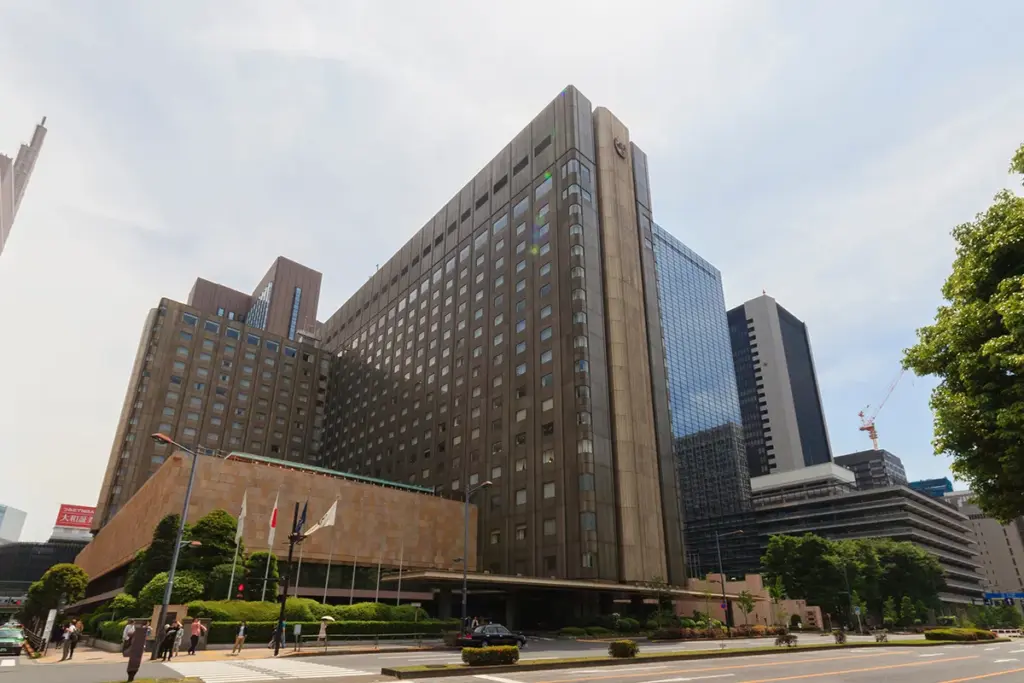 帝国ホテルからファストフード経営、そしてカレー屋へ——異色キャリアが導いた“開業”の理由